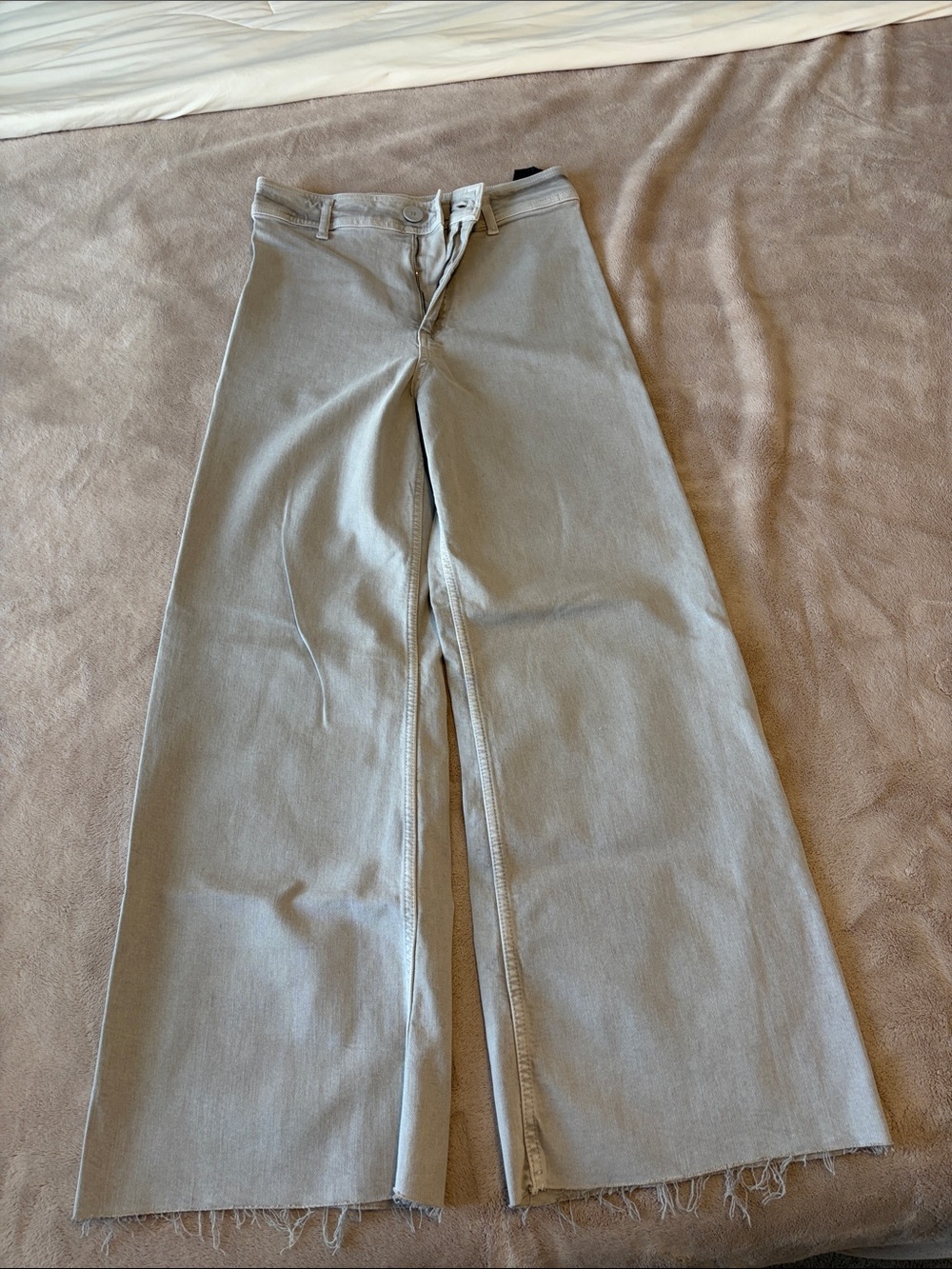 Zara Light Gray High-Rise Wide Leg Jeans